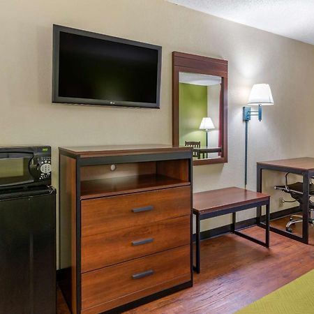 Econo Lodge Феєтвілл Екстер'єр фото